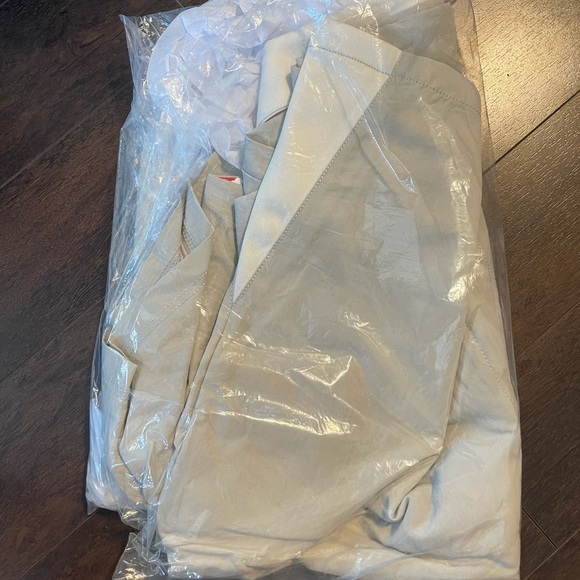 Fear of God x NIKE Collab Shooting Jacket Shirt. - Picture 2 of 12